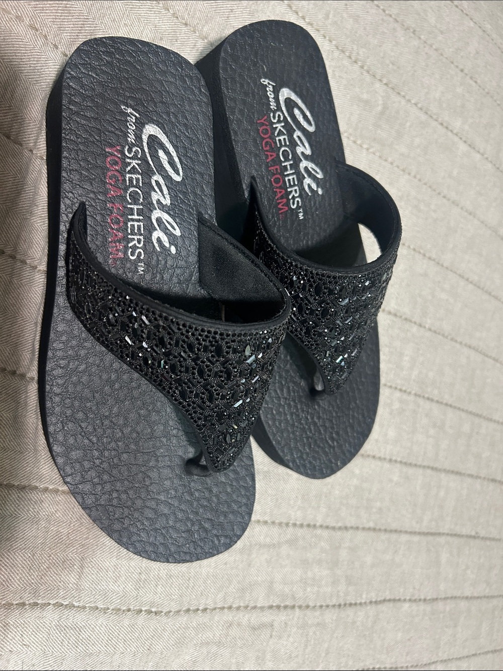 Skechers Women's Cali Vinyasa Glamour Flip-Flop Thong Athletic Sandals Size 6